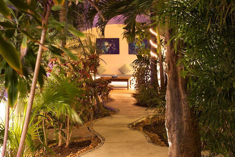 Aqualuna Boutique Hotel By Sunrise (Adults Only) 신데 델 카르멘 외부 사진