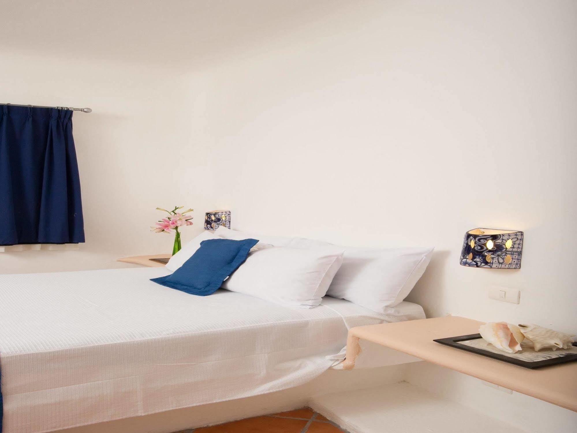 Aqualuna Boutique Hotel By Sunrise (Adults Only) 신데 델 카르멘 외부 사진